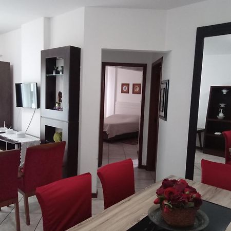 Apartamento Dante Tomio Balneário Camboriú エクステリア 写真