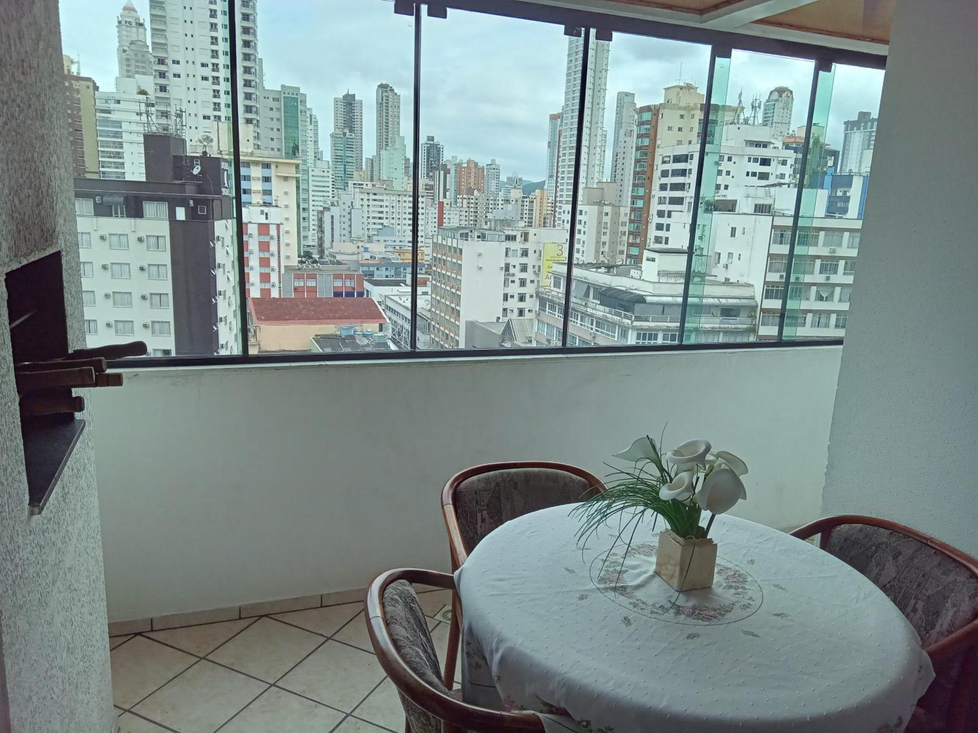 Apartamento Dante Tomio Balneário Camboriú エクステリア 写真